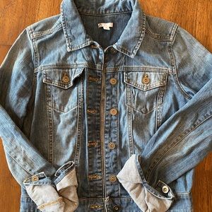 Short adorable jean jacket